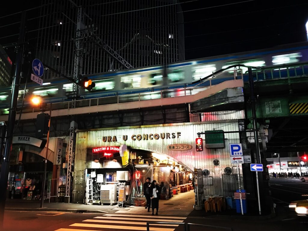 Retro Revolution: Exploring Tokyo’s Vibrant 1980s-Inspired Nightlife Scene in 2025