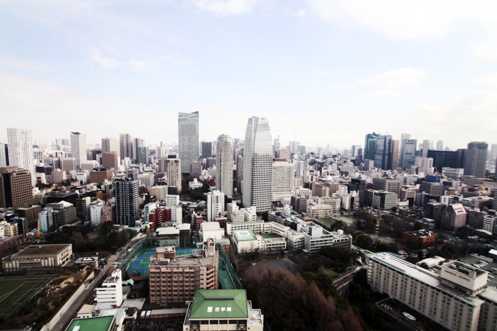 Tokyo’s Hidden Sky Gardens: Discovering the Secret Green Spaces Above the City in 2025