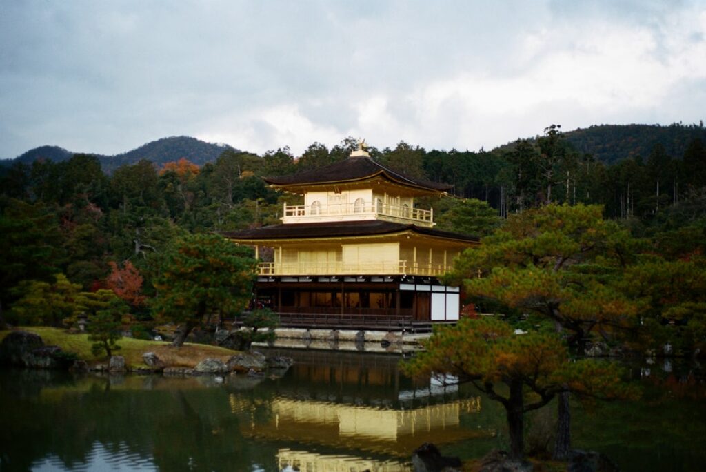 Meditation and Gold: Unveiling Kyoto’s Hidden Kintsugi Temples for a Soulful Journey
